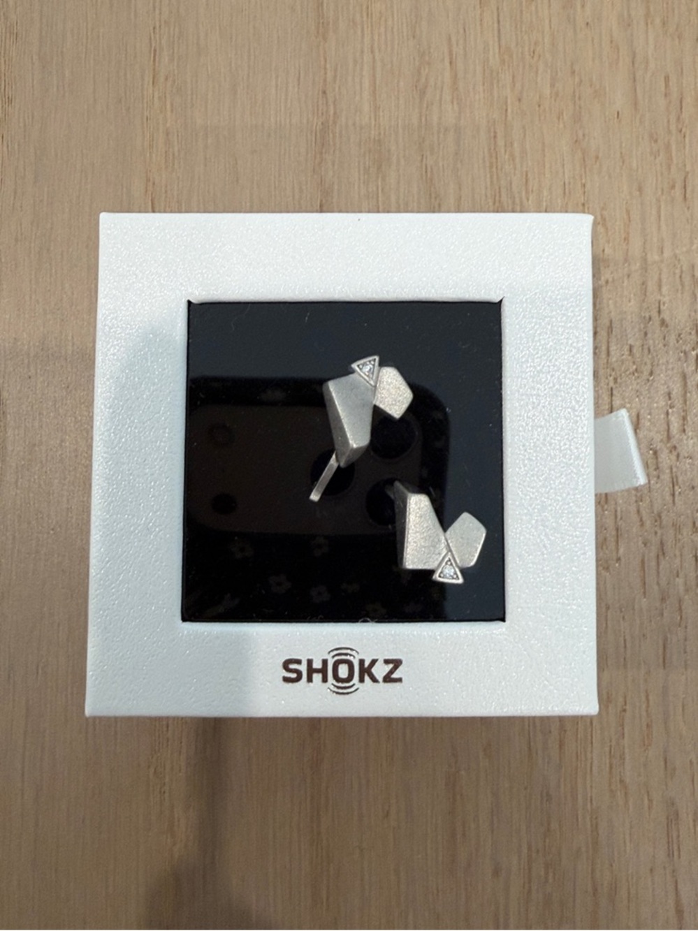 Shokz Silver Geometric Stud Headphone Earring Clips - Modern Women Accessories